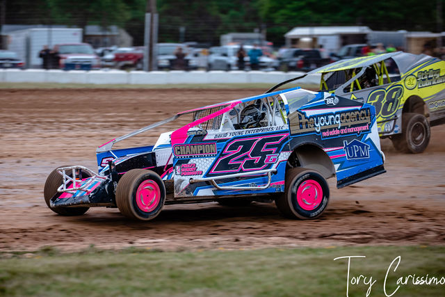 Land of Legends Modified Sportsman Cars in Canandaigua